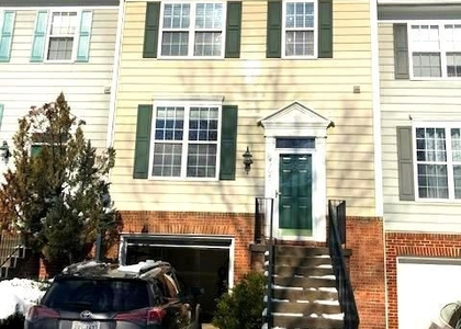 43046 Francis Square - Photo 1