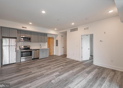 1524 South Street - Photo 1