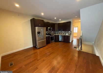 1614 Cambridge Street - Photo 1