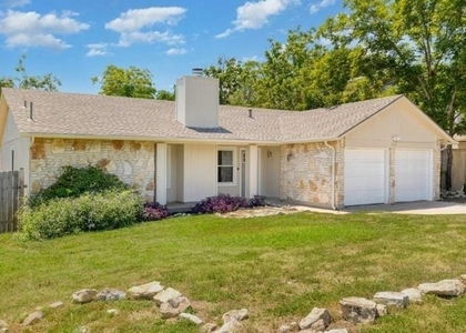 2121 Trede Dr - Photo 1