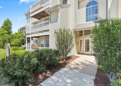 303 Trinity Court - Photo 1