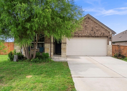 13900 Mc Arthur Dr - Photo 1