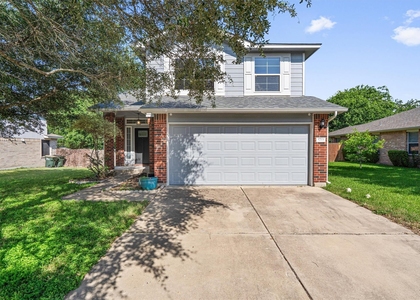 1713 Darjeeling Dr - Photo 1