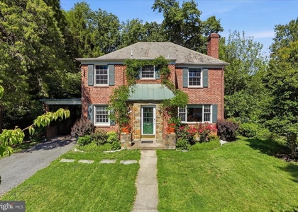 3221 Coquelin Terrace - Photo 1