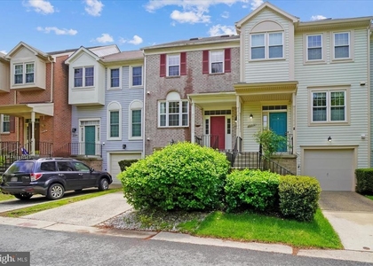 8830 Thomas Lea - Photo 1