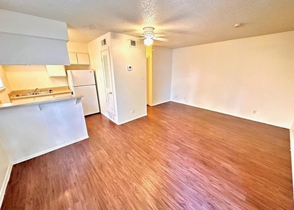 4204 Speedway - Photo 1