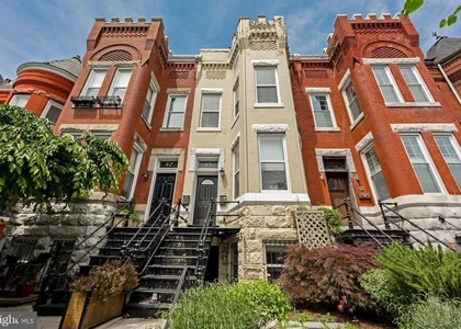 45 R Street Nw - Photo 1