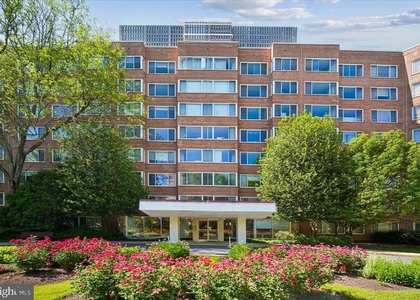 4000 Tunlaw Road Nw - Photo 1