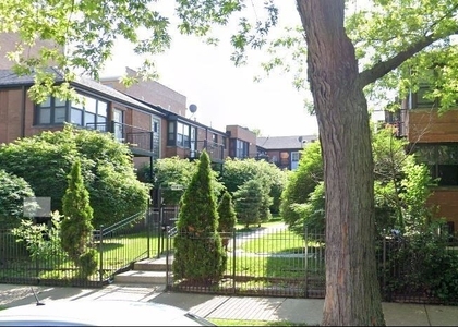 7320 N Winchester Avenue - Photo 1