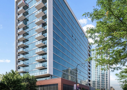 3740 N Halsted Street - Photo 1