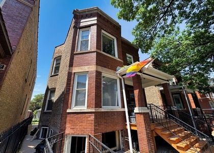 2254 N Avers Avenue - Photo 1