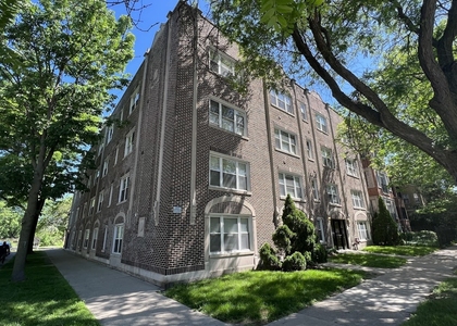 6507 N Hamilton Avenue - Photo 1