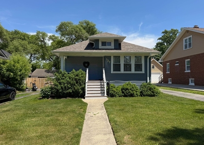 327 S Michigan Avenue - Photo 1