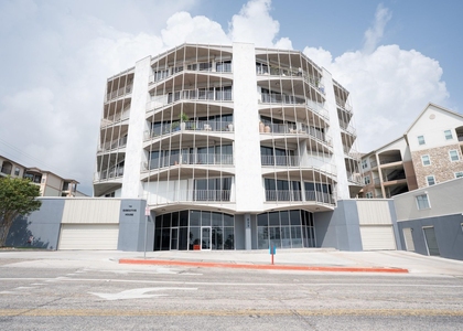823 S Water Street - Photo 1