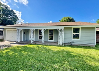 8527 Dillon Street - Photo 1