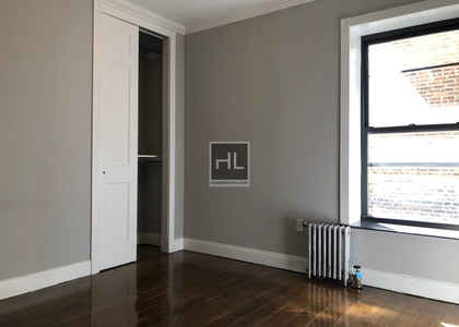 E 100th St. - Photo 1