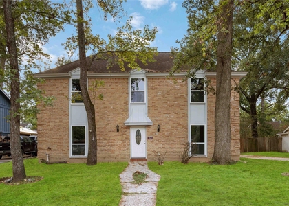 3823 Fernglade Dr - Photo 1