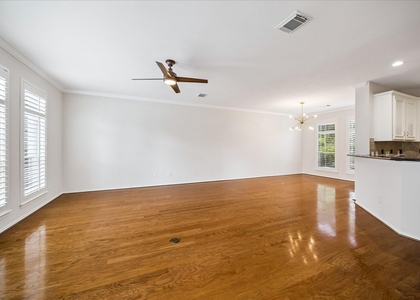 1800 W Webster Street - Photo 1