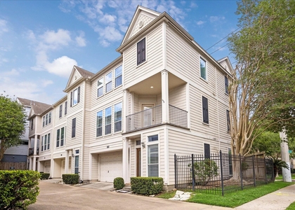 1800 W Webster Street - Photo 1