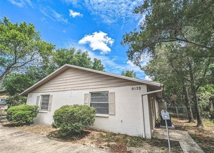 6123 Montana Avenue - Photo 1