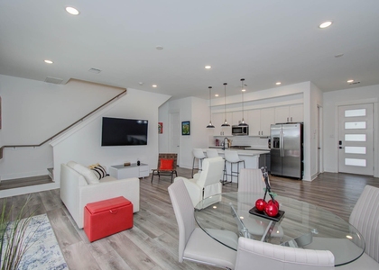 970 Highland Sound Lane - Photo 1