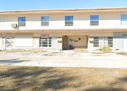 2440 25th Street N - Photo 1