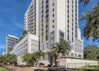 415-2 E Pine Street - Photo 1