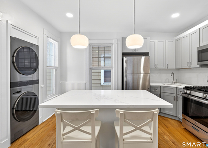 52 Edwards Street - Photo 1