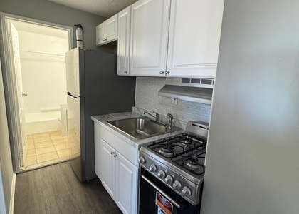 129 Black Rock Avenue - Photo 1