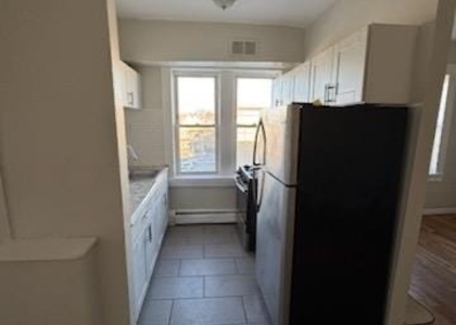 335 Wells Street - Photo 1