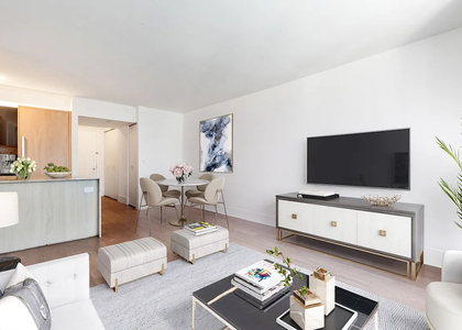 West 47th Street - Photo 1