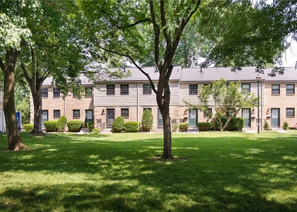 213 Chartwell Court - Photo 1