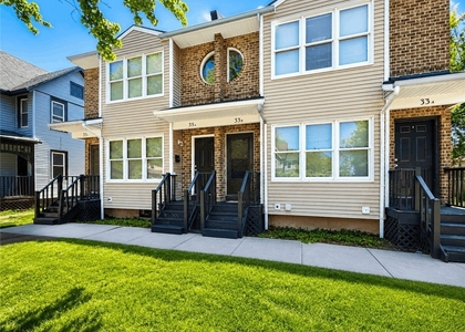35 Weld Street - Photo 1