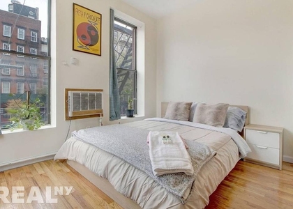 E 1st St - Photo 1