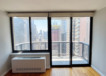 West 48th Street - Photo 1