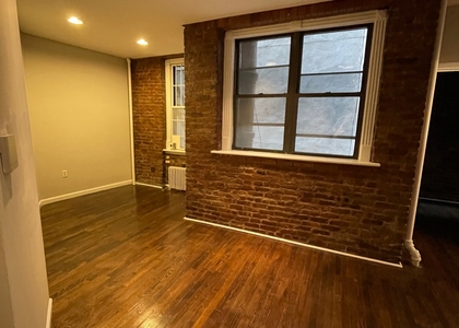 13th St & 1st Ave - Photo 1