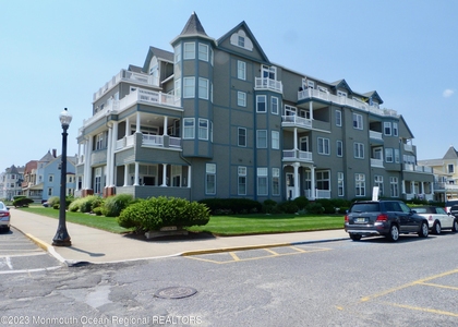 4 Ocean Avenue - Photo 1