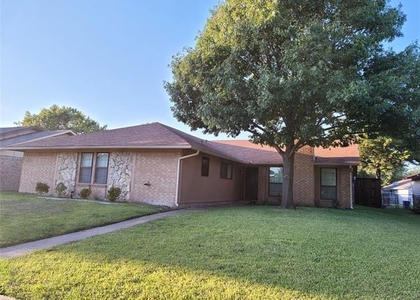629 Perdido Drive - Photo 1
