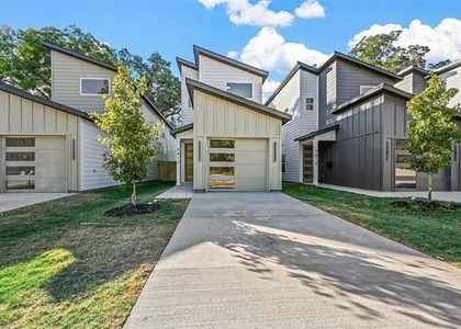 2413 Easley - Photo 1