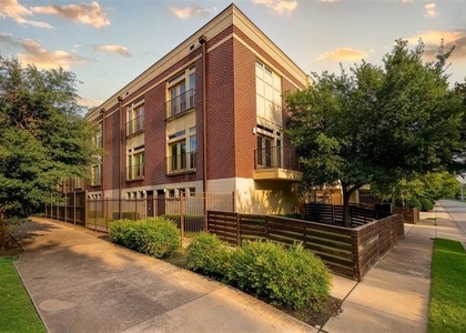 5711 Ross Avenue - Photo 1