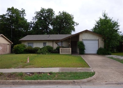 502 Moonlight Drive - Photo 1