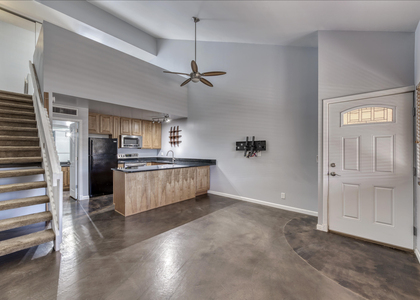 8055 E Thomas Road - Photo 1