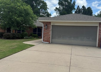 2807 Belknap Avenue - Photo 1