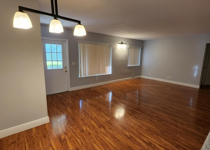 527 Shady Pine Way - Photo 1