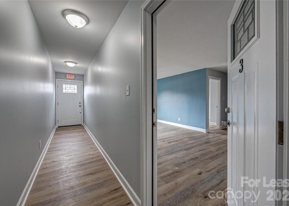 1048 Avondale Road - Photo 1