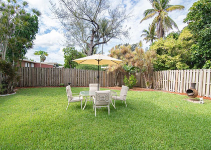 6872 Sw 15th Street - Photo 1