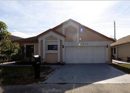 915 Buttonwood Avenue - Photo 1