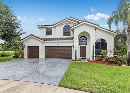 11137 Grandview Manor - Photo 1