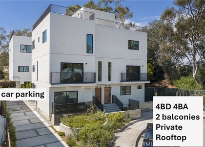 2517 Alsace Avenue - Photo 1
