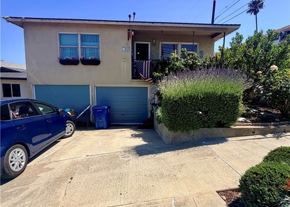751 W 26th - Photo 1